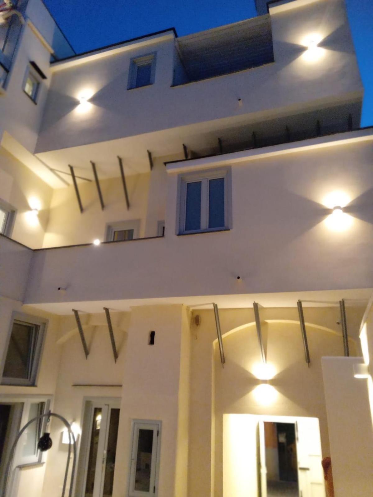 מלון פרוסידה Palazzo Palumbo מראה חיצוני תמונה